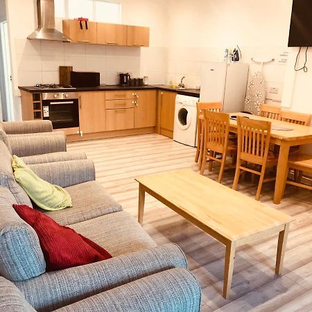 Entire Flat With Three Bedrooms N 2 Great Yarmouth Kültér fotó
